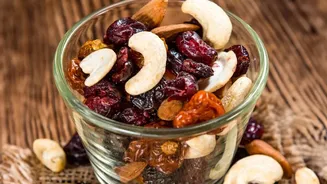 Healthy Office Snacking Solutions Roasted Ragi Chips And Jowar Puffs For Munching