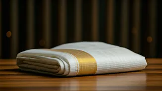 Kasavu Saree Magic: Nayanthara & Sai Pallavi's Pongal Style