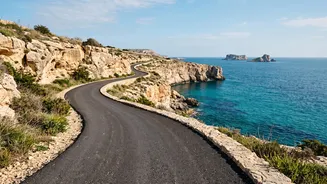 Malta's Coastal Cycling Routes Explained: Finding Scenic Areas Beyond Busy Roads