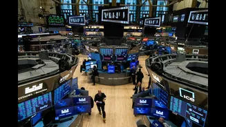 S&P 500 closes at record highs ahead of Christmas holiday as Santa rally continues