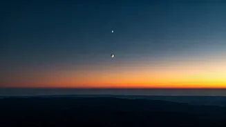 Mercury Venus And Jupiter Align Low On Horizon This Evening