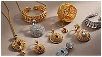 Gold Drops ₹5,188 & Silver Slips ₹10,880 In 3 Days, Will Prices Rebound As Wedding Season Picks Up? Details Inside