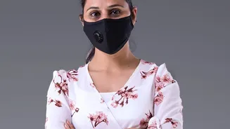 Protecting Skin During Delhi Pollution — The Role Of Sunscreen During Hazy Days