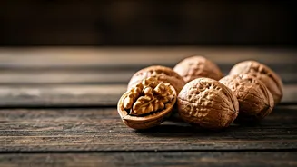 Unlocking Walnut Wonders: Daily Diet Benefits & Recipes