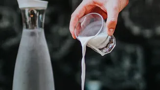 How Artisanal Nilgiri Tea Brands Market Low-Sugar Cold Brews To Urban Buyers