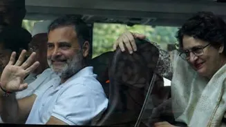 Delhi protests prompt 25 FIRs and Gandhi siblings named