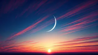 Twilights Flare Brightly As Moon Closes In On Venus
