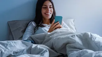 Screen use harms sleep quality