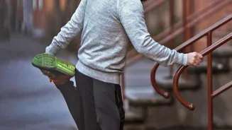How Short Hot-Cold Showers Help Runners Recover Faster From Humid Urban Training