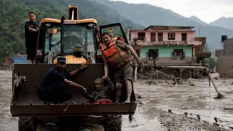 2/3rd glacier collapsed, plunged 1.2km before 'liquid concrete' swamped Nepal