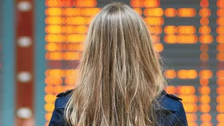 How To Check Your Airline's Latest Flight Status Before An International Trip