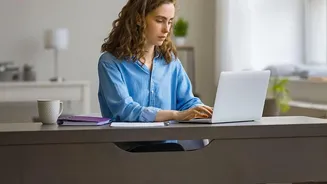 Why Early Career Professionals Leverage Short Online Certification Modules For Better Pay Outlets
