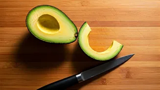 Avocado Hand Alert: Slice Safely and Avoid Nasty Kitchen Injuries