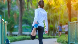 A Quick 15-Minute Walk Post-Meal Reduces Muscle Soreness And Boosts Glucose Control