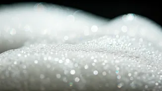 The Mystery of White Soap Foam: Unpacking the Science of Bubbles and Light