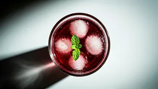 Ditch Toxic Energy Drinks For This Kokum Green Tea Mocktail
