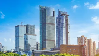 Mumbai's Property Market Is Busy: How Buyers Can Avoid Rushing Into A Deal