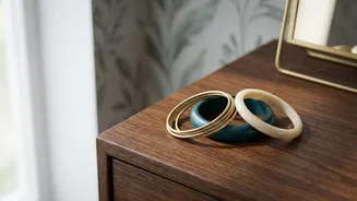 Six Festive Bangle Ideas Without Overloading Your Onam Look
