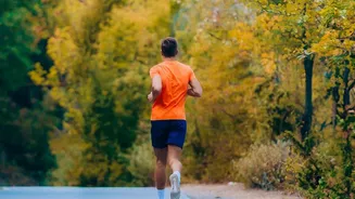 How Fitness Enthusiasts Can Optimise Outdoor Runs During Changing October Conditions