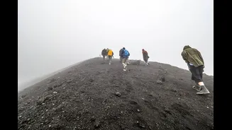 6 Tips Mendaki Gunung Tidak Aktif di Indonesia, Healing Anti Cemas!