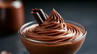 The Internet Loves This Chocolate Mousse Recipe