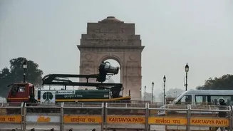Delhi's air quality falls to poor with AQI at 225
