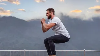 Rainy-Season Exercise Needs Both Grip and Heat Awareness