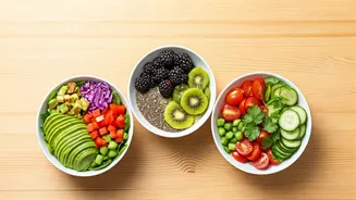 10 Refreshing Raw Combinations For Your Next Summer Bowl