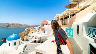 These tourist spots in Greece are totally skippable!