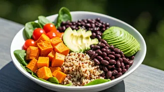 The Lunch Bowl That's Big On Texture And Taste