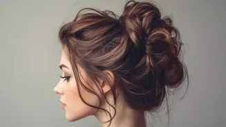 Messy bun lovers, these styles are for you