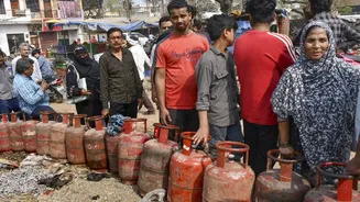 ‘Left with no other option than to leave’: LPG crisis triggers return of migrant workers in Delhi
