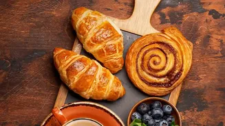 Warm Breakfasts That Keep Rainy Mornings Delicious