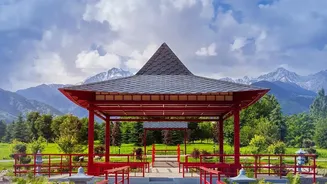 Gorgeous Japanese City Parks Where You Can Experience Authentic Local Nature And Culture