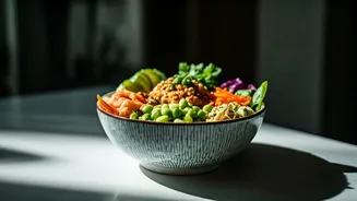 Healthy Bowls Are Perfect For Sweaty City Lunches