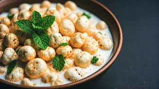 Greek Yogurt Mint Makhana Chaat Is Going Viral Right Now