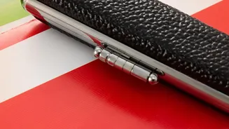 Simple Budgeting Habits That Can Help Build A Festive Travel Emergency Fund