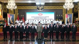 Intip Gaji Tenaga Ahli Dewan Pertahanan Nasional, Jabatan Baru Noe Letto dan Frank Hutapea