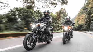 Honda lança linha 2027 da CB500 Hornet com nova opção de cor e preço de R$ 43.470