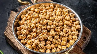 Healthy Crunchies At Home How Roasted Makhana And Chickpeas Replace Fried Chips