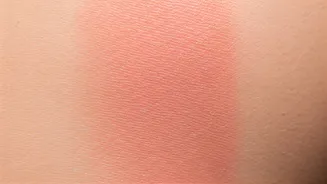 Beauty Experts Weigh In On Blush Blindness