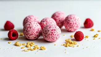 Easy Frozen Raspberry Yogurt Granola Bites: A Refreshing & Healthy Treat!