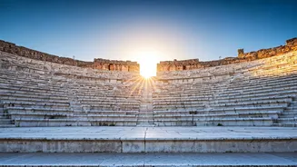 Athens: Unveiling Ancient Wonders & Modern Delights