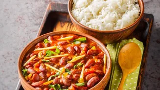 Cooked Food In Monsoon: When Does It Become Unsafe?