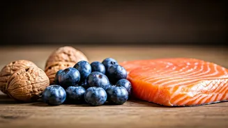 10 Brain-Boosting Foods: Sharpen Your Memory!