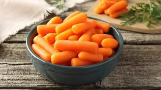 Quick and healthy: Carrot and raisin breakfast bowl