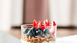 Berries And Yoghurt Gives Quick Berry Parfait With Fruit And Yoghurt A Fresh Angle