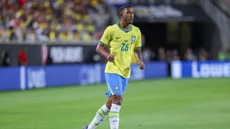 Rayan exalta Casemiro e revela bastidores da Seleção Brasileira