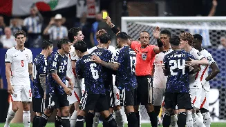 Jornal inglês dispara contra Argentina e lista "31 truques sujos" na Copa