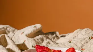India's Indigenous Strawberry Project Explained: Breeding Timelines, Heat Tolerance and the Technology Changing Farms
